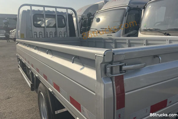 Foton Times Linghang S1 120hp 4X2(6 wheels) 3.42m semi-row flatbed mini truck (WLY6-speed) Body (2) | 86Trucks
