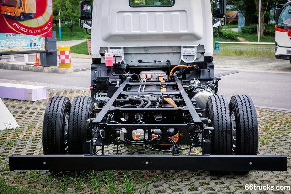 Chery Commercial Vehicle Lingmi Hongti Prestige 4,2 m cabine simple fourgon électrique pur CATL 120,27 kWh 4X2(6 roues) Châssis (3) | 86Truc