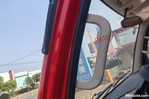Foton King Kong S1 2.5L Diesel 150hp 4X2(6 wheels) Fast Gear 8-Speed 1092 Rear Axle 3.18m Single Row Dump Truck Cab (3) | 86Trucks