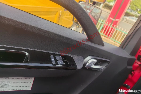 Foton King Kong S1 2.5L Diesel 150hp 4X2(6 wheels) Fast Gear 8-Speed 1092 Rear Axle 3.18m Single Row Dump Truck Cab (1) | 86Trucks