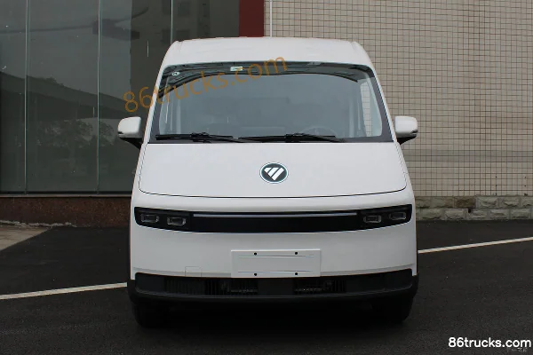 Tuyano Fengjing i9 2025 Smart Edition 2-Seat High Roof Pure Electric Enclosed Cargo Van, Aiyike 51.52kWh Exterior (2) | 86Trucks