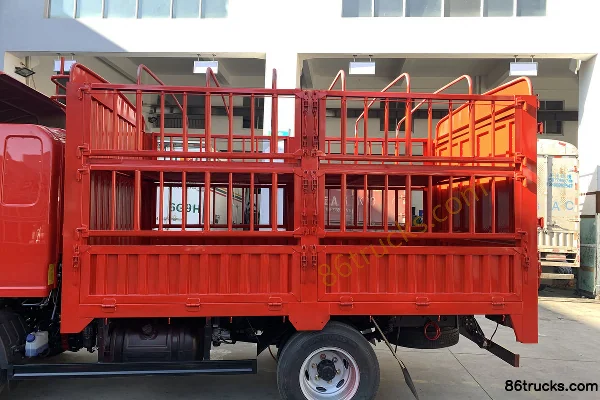 FAW Jiefang Hu VR 122 hp 4X2(6 wheels) 3.7m single-row stake truck (China VI) Body (2) | 86Trucks