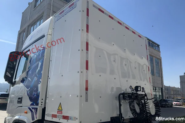 Auman GTL Star Wing Edition 6X4(10 wheels) Battery Swap Electric Tractor Truck CATL 600kWh Chassis (3) | 86Trucks