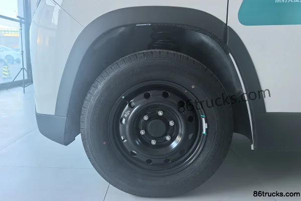 FotonU7 2025 Smart Edition 6-Seat Pure Electric Light Bus AiYiKe 50.23kWh Chassis (1) | 86Trucks