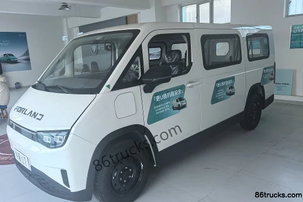 FotonU7 2025 Smart Edition 6-Seat Pure Electric Light Bus AiYiKe 50.23kWh Cargo Box (1) | 86Trucks