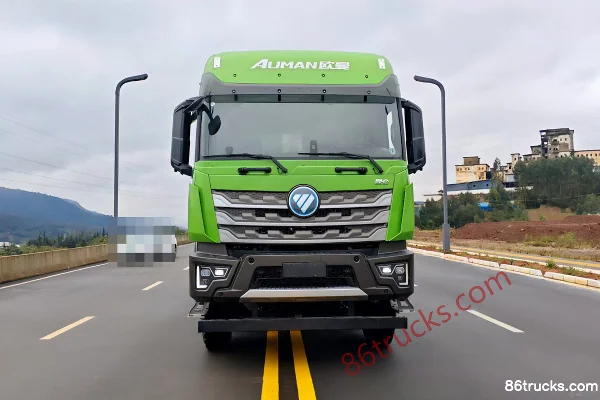 Auman Kunlun 8X4(12 wheels) 8.8m Pure Electric Dump Truck CATL 400kWh Exterior (2) | 86Trucks