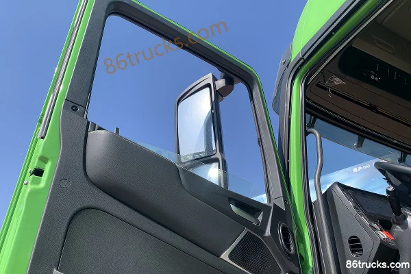 Auman Kunlun 8X4(12 wheels) 8.8m Pure Electric Dump Truck CATL 400kWh Cab (2) | 86Trucks