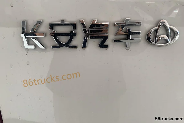 Ankai Ruixing EM80 2025 New Generation Cargo Comfort 6-Seat Pure Electric Side-Opening Doors Light Bus CATL 41.86kWh Cargo Box (3) | 86Truck
