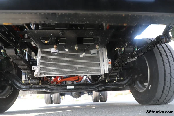 Dongfeng Tuoxing S3L 4X2(6 wheels) Single Row Pure Electric Dump Truck CATL 155kWh Chassis (1) | 86Trucks