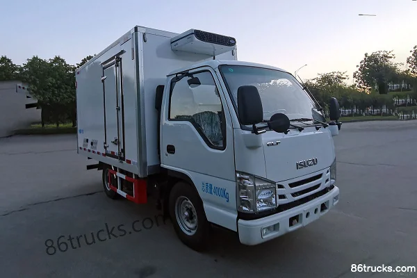 Xinfeikuai Qingling Isuzu châssis 119 ch 4X2(6 roues) camion frigorifique 3,21 m Extérieur