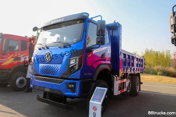 Dongfeng Tuoxing X1 4.3L Diesel 240 hp 4X4(6 wheels) Fast Gear 10-speed 4.5m Dump Truck Exterior (3) | 86Trucks
