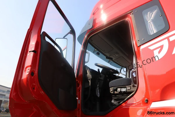 Dongfeng Changxing D7V 480hp 6X4(10 wheels) LNG tractor truck (Weichai)(1000L) Cab (1) | 86Trucks