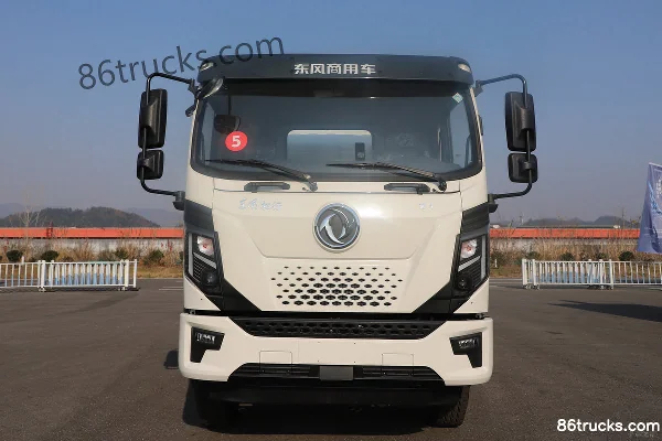 Dongfeng Tuoxing X1 220 hp 4X2(6 wheels) Diesel Concrete Mixer Truck Exterior (2) | 86Trucks