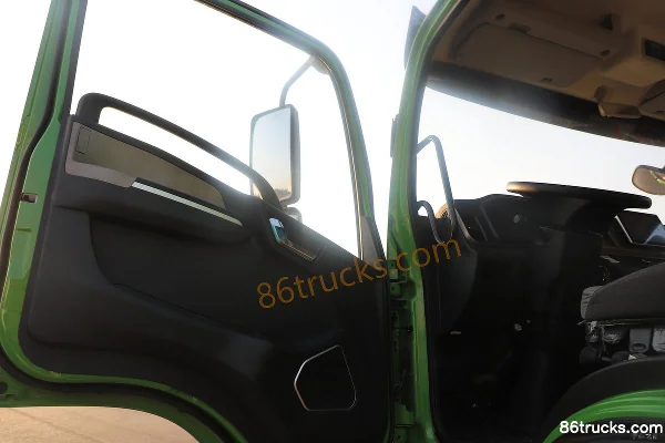 Dongfeng Tuoxing X1 4X2(6 wheels) Single Row Electric Dump Truck CATL 180.87kWh Cab (1) | 86Trucks