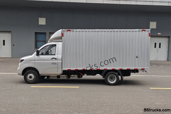 Leichi T30 Plus 2026 Comfort Edition 3.8m Single Row Pure Electric Van Mini Truck EVE 65.66kWh 4X2(6 wheels) Exterior (2) | 86Trucks