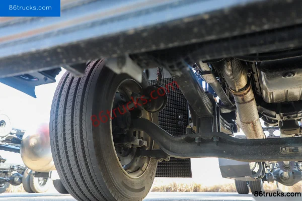 Dongfeng Changxing X3 6,7 L CNG 260 ch 4X2(6 roues) Fast Gear 8 vitesses camion porteur Châssis (2) | 86Trucks