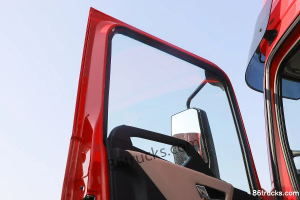 Dongfeng Changxing X3 6,9 L LNG 280 ch 4X2(6 roues) Fast Gear 8 vitesses camion porteur Cabine (2) | 86Trucks
