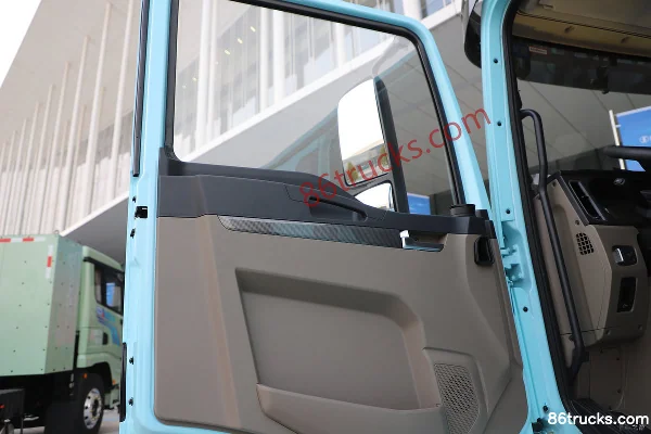 SHACMAN Delong New M3000 Lightweight Version 6X4(10 wheels) Electric Tractor Truck CATL 400.61kWh Cab (3) | 86Trucks
