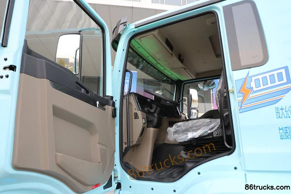 SHACMAN Delong New M3000 Lightweight Version 6X4(10 wheels) Electric Tractor Truck CATL 400.61kWh Cab (1) | 86Trucks
