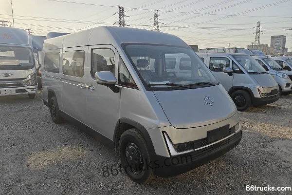 Foton Lefu 2025 Yuexing+ 6-seat Long Wheelbase High Roof Pure Electric Light Bus Aiyike 50.23kWh Exterior