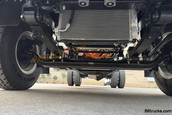 Lanqing Yue EN Air Brake 4.18m Single-row Pure Electric Cargo Van Light Truck BYD 96.2kWh 4X2(6 wheels) Chassis (2) | 86Trucks
