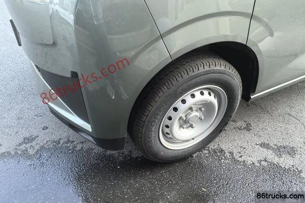 FARIZON Xingxiang V8E 2025 Smart Edition 2-Seat Pure Electric Panel Van Xuanwu 51.4kWh Chassis (1) | 86Trucks