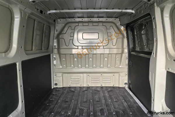 FARIZON Xingxiang V8E 2025 Smart Edition 2-Seat Pure Electric Panel Van Xuanwu 51.4kWh Cargo Box (3) | 86Trucks