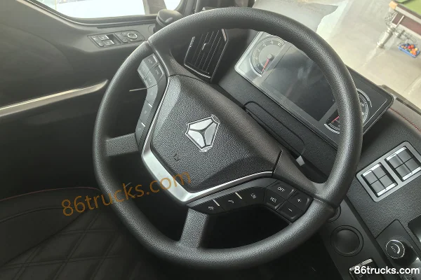 Sitrak SITRAK G5 Roi de la pleine charge, diesel 6,9 L, 290 ch, 4X2(6 roues) , Sinotruk 8 vitesses, camion porteur à grille 6,8 m Cabine (1)