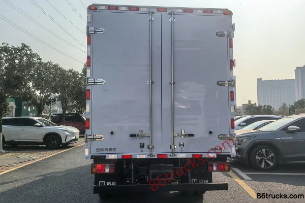 FARIZON Xingzhi H9E version Zhiyun, camion léger à benne fermée électrique pur, cabine simple 4,15 m, Zhixin 131,99 kWh, 4X2(6 roues) Carros