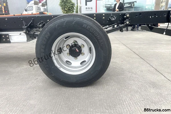 Lanqing Yue EN 3.85m Single Row Pure Electric Box Truck Yiwei 81.59kWh 4X2(6 wheels) Chassis (3) | 86Trucks