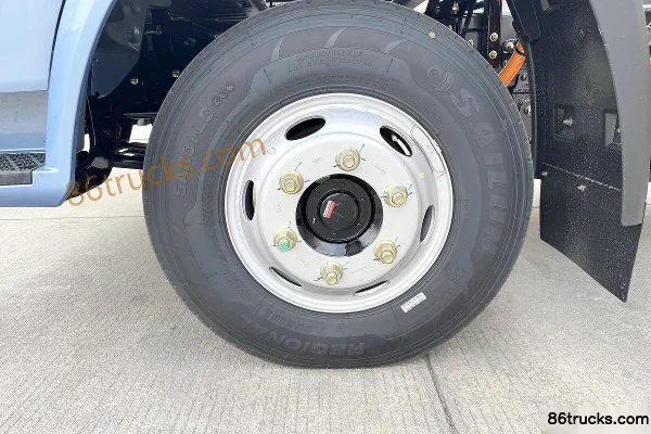 Lanqing Yue X7 Wide Body 4.18m single-row pure electric cage-type light truck BYD 200.3kWh 4X2(6 wheels) Chassis (1) | 86Trucks