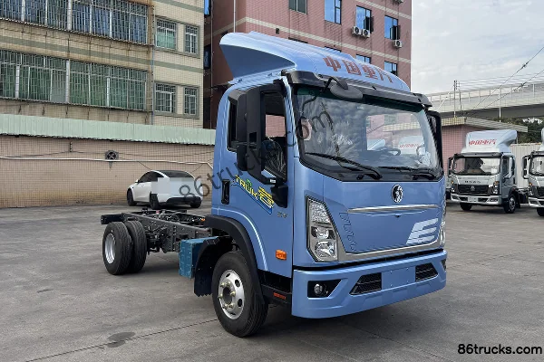 Sinotruk V3 RongE·TRUK Air Brake 4.15m single-row pure electric van light truck CATL 100.46kWh 4X2(6 wheels) Exterior