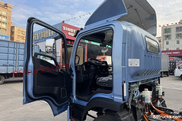 Sinotruk V3 RongE·TRUK frein pneumatique camion léger fourgon électrique pur 4,15 m cabine simple batterie CATL 100,46 kWh 4X2(6 roues) (1)