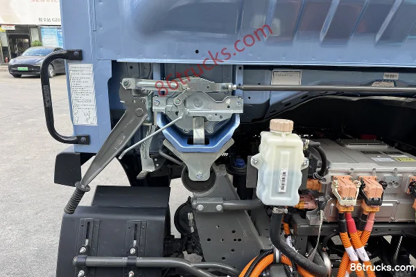 Sinotruk V3 RongE·TRUK frein pneumatique camion léger fourgon électrique pur 4,15 m cabine simple batterie CATL 100,46 kWh 4X2(6 roues) Châs