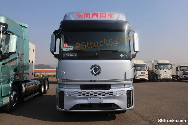 Dongfeng Changxing X9 CNG 520 hp 6X4(10 wheels) Dongfeng 14-Speed Tractor Truck Exterior (2) | 86Trucks