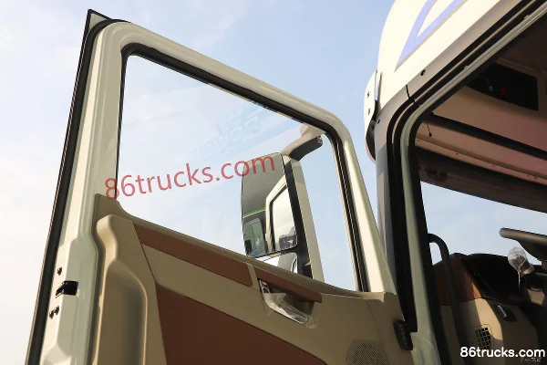 SHACMAN Delong G6000E 4X2(6 wheels) Electric Tractor Truck 512.59kWh Cab (2) | 86Trucks
