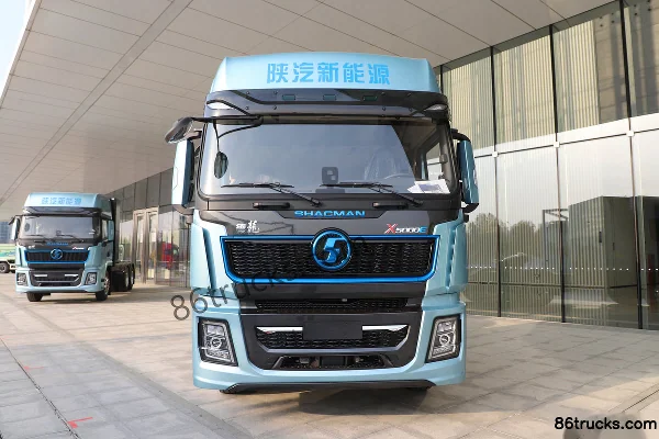 SHACMAN Delong X5000E 6X4(10 wheels) Electric Tractor Truck Sunwoda 465.99kWh Exterior (2) | 86Trucks