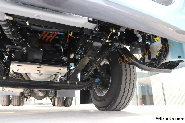SHACMAN Delong X5000E 6X4(10 wheels) Electric Tractor Truck Sunwoda 465.99kWh Chassis (3) | 86Trucks