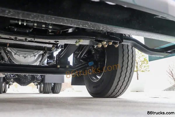 SHACMAN Delong M5000E 6X4(10 wheels) Battery-Swap Electric Tractor Truck 400kWh Chassis (3) | 86Trucks