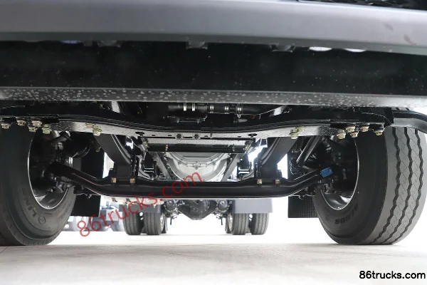 SHACMAN Delong M5000E 6X4(10 wheels) Battery-Swap Electric Tractor Truck 400kWh Chassis (1) | 86Trucks