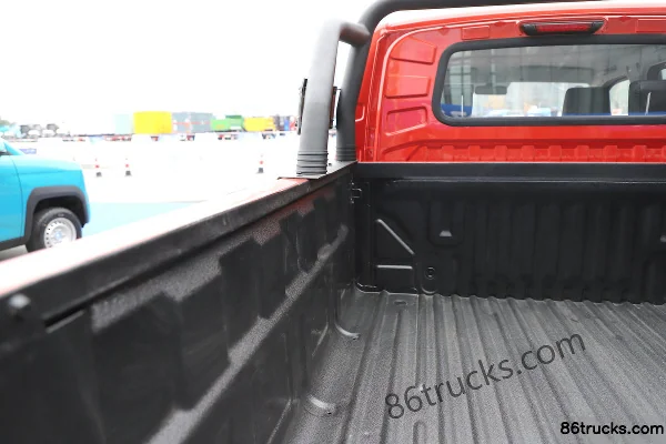 FAW Jiefang 2L essence Pick-up Photos officielles (3) | 86Trucks