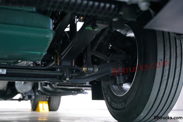 FAW Jiefang J6E 12.5L Diesel 520 hp 4X2(6 wheels) FAW Jiefang 12-speed AMT Automatic L2 Tractor Truck Chassis (3) | 86Trucks