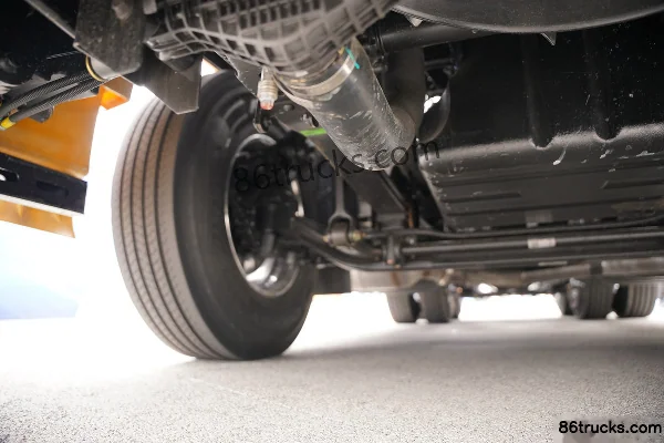 FAW Jiefang J7 Heavy Truck 560hp 6X4(10 wheels) Tractor Truck (FAW Jiefang 12-speed) (Axle Ratio 4.1) Chassis (2) | 86Trucks