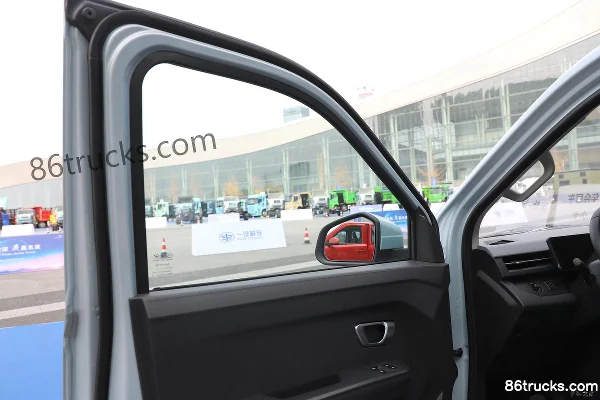 FAW Jiefang 3.1m Single Row Pure Electric Panel Micro Truck Zhongqi Xinneng 43.2kWh 4X2(6 wheels) Cab (2) | 86Trucks