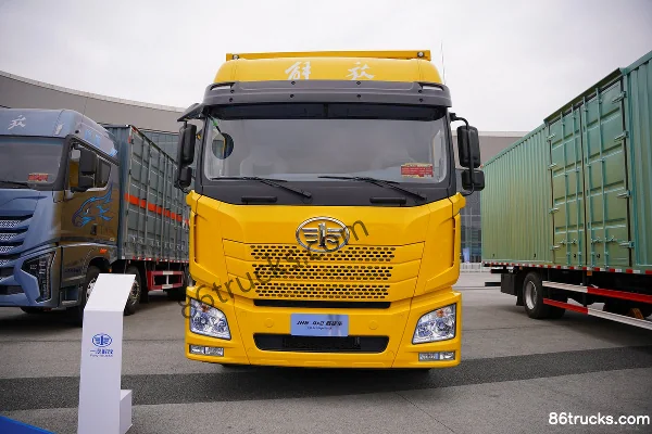 FAW Jiefang JH6 6.6L Diesel 290 hp 4X2(6 wheels) Fast Gear 8-Speed Container Interchangeable Cargo Truck Exterior (3) | 86Trucks