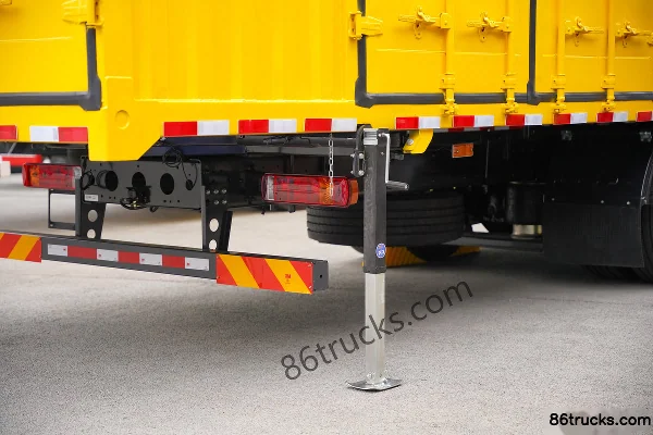 FAW Jiefang JH6 6.6L Diesel 290 hp 4X2(6 wheels) Fast Gear 8-Speed Container Interchangeable Cargo Truck Body (3) | 86Trucks