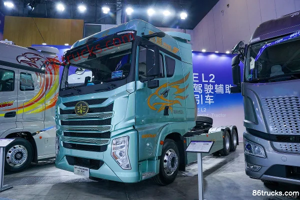 FAW Jiefang Yingtu Business Class 15.6L LNG 660 hp 6X4(10 wheels) FAW Jiefang 12-Speed AMT Automatic L2 Tractor Truck Exterior (3) | 86Truck
