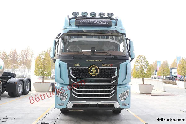 SHACMAN Delong G6000C 12.5L Diesel 600 hp 6X4(10 wheels) Fast Gear 12-speed AMT automatic tractor truck Exterior (2) | 86Trucks