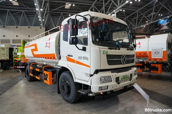 Dongfeng Commercial Vehicle Dongfeng Tianjin VR medium-duty truck water sprinkler truck