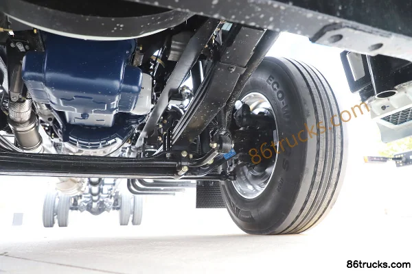 SHACMAN Delong M6000 Elite Edition 300 hp 4X2(6 wheels) Hook Lift Cargo Truck Chassis (3) | 86Trucks